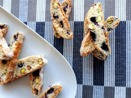 Receta de biscotes de pistacho y arándanos