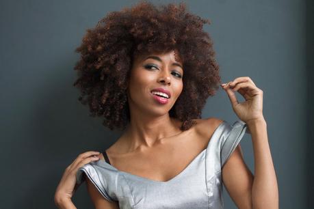 Los enemigos de un cabello Afro sano. Awanda Perez