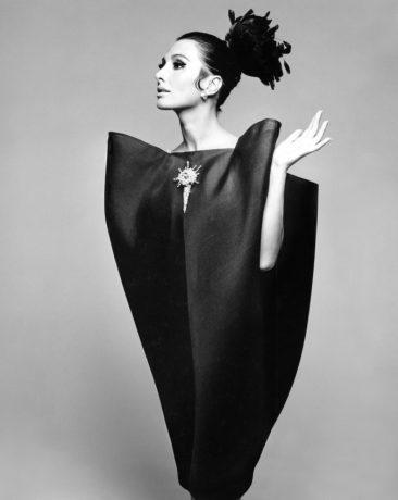 “Balenciaga Shaping Fashion” “Balenciaga Shaping Fashion”