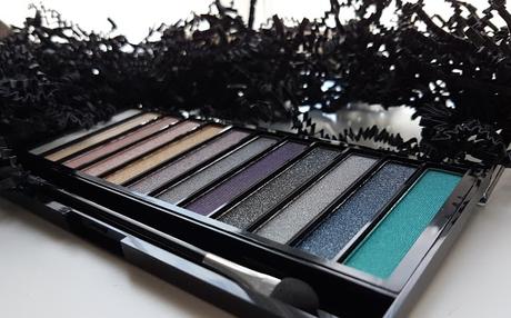 Paleta Essential Day to Night de Makeup Revolution: Opinión y Swatches Paleta Essential Day to Night de Makeup Revolution: Opinión y Swatches