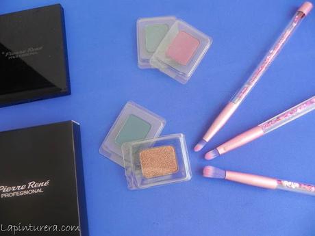 Paleta customizable Pierre René + 4 sombras (reseña y swatches) presentación de las sombras