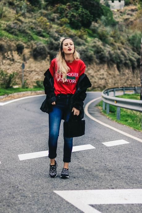 RED TEE & SALSA JEANS