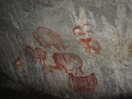 Descubren en una cueva de los Urales una pintura de un camello de más de 14.500 años