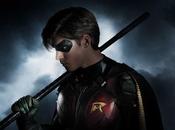 Primero imagen Brenton Thwaites como Robin para película Jovenes Titanes.