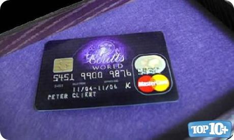 Coutts World Silk Card-entre-las-10-tarjetas-de-creditos-de-lujo