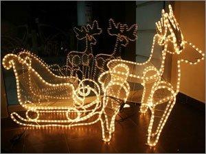 Aprende cómo hacer de forma casera figuras navideñas de alambre Aprende cómo hacer de forma casera figuras navideñas de alambre