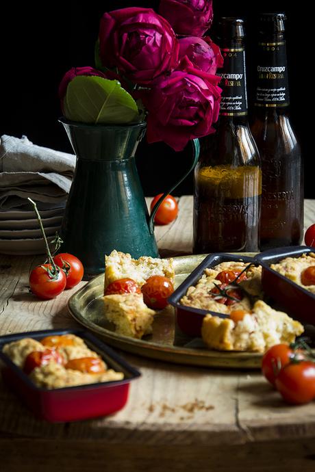 BIZCOCHITOS DE TOMATE Y QUESO CURADO