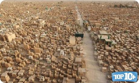 Wadi Al-Salam Cemetery-entre-los-10-cementerios-mas-grandes-del-mundo