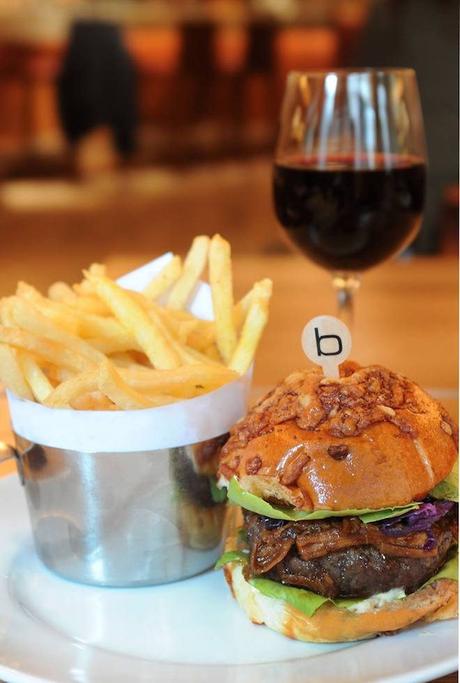 La gastronomía del chef Daniel Boulud llega a Barcelona · Temporary bistró en Banker’s Bar bar boulud barcelona gourmet