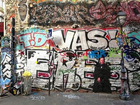 Pinturas clasicas en los muros de la ciudad Pinturas clasicas en los muros de la ciudad