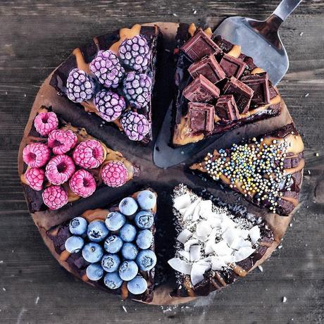 Vegano de 16 años Aturde el mundo con sus impresionantes postres y desayunos, se convierte en la estrella de Instagram. Vegano de 16 años Aturde el mundo con sus impresionantes postres y desayunos, se convierte en la estrella de Instagram.