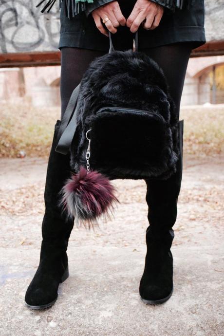 Mochila de pelo furry bakcpag