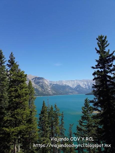 Lago Minnewanka. Banff. Montañas Rocosas Canadienses