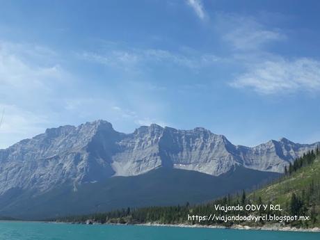 Lago Minnewanka. Banff. Montañas Rocosas Canadienses