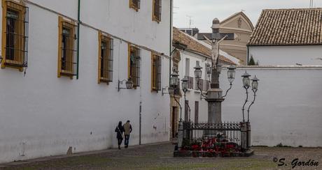 CÓRDOBA: EL LABERINTO BLANCO