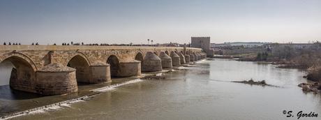 CÓRDOBA: EL LABERINTO BLANCO