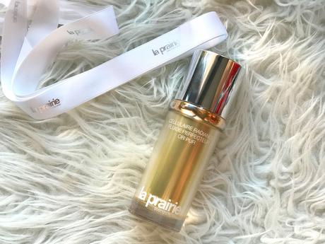 Oro líquido (literal), fluido perfeccionador con infusión de oro de La Prairie