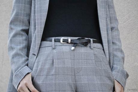 TRAJE PRINCIPE DE GALES