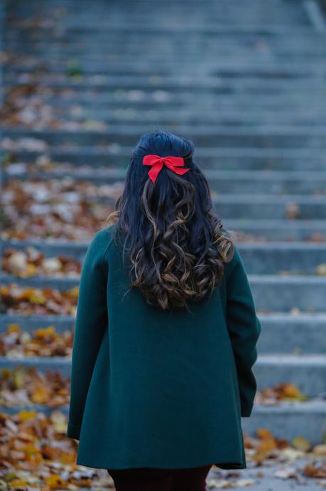 DIY: convertir lazos de Navidad en accesorios para el pelo