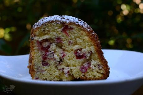 Bundt cake con arándanos rojos 02