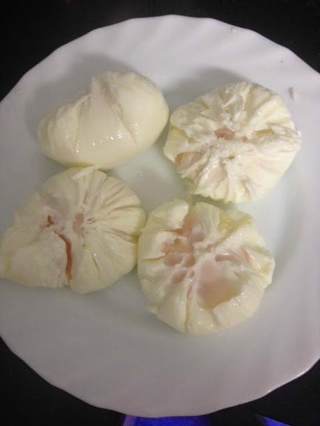 PULPO SOBRE UNA PERMENTIER DE PATATA Y BONIATO Y HUEVOS POCHE