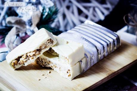 Turrón de Chocolate Blanco con Cornflakes y Kikos