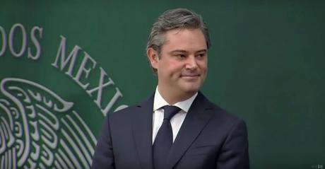 Aurelio Nuño deja la SEP para dirigir la campaña de Meade Aurelio Nuño deja la SEP para dirigir la campaña de Meade