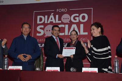 PARTICIPAN EXPERTOS Y CIUDADANOS EN FORO PARA LA CONFORMACIÓN DEL PLAN DE DESARROLLO DE LA ENTIDAD