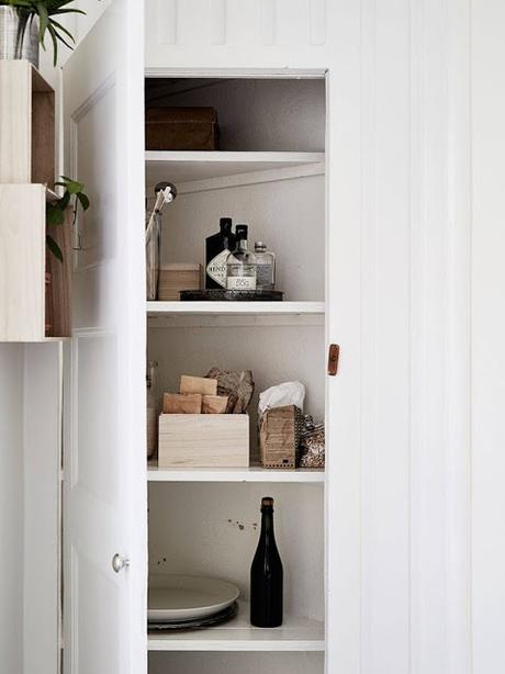 49 m2 decorados en neutro luminoso