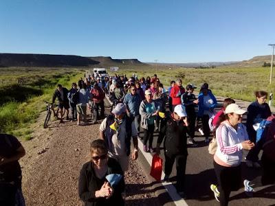 Procesión en Piedra del Águila por el Día de la Virgen
