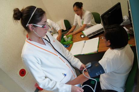 OFRECE CLÍNICA DE CONSULTA EXTERNA DEL ISSEMyM 740 CONSULTAS DIARIAS OFRECE CLÍNICA DE CONSULTA EXTERNA DEL ISSEMyM 740 CONSULTAS DIARIAS