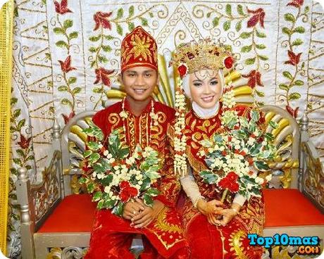 Prohibido-ir-al-Baño-top-10-tradiciones-raras-casamientos