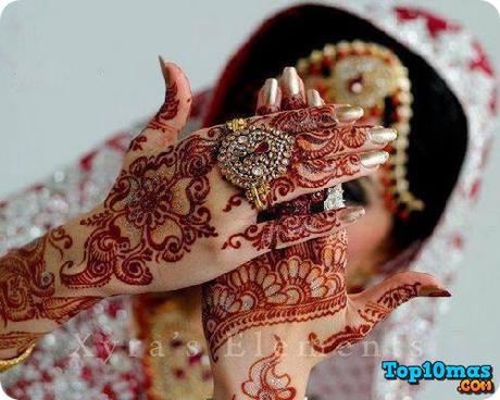 Henna-top-10-tradiciones-raras-casamientos