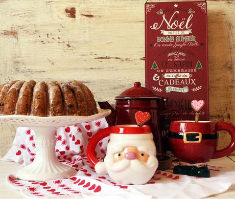 Apple-Raisin Bundt Cake Apple-Raisin Bundt Cake