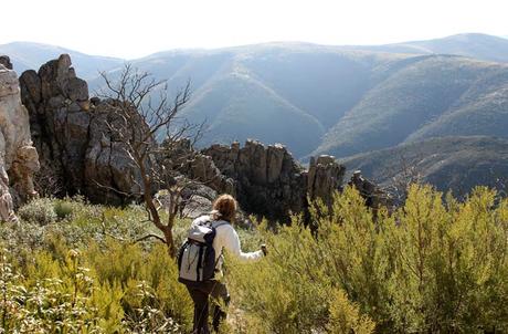 Ruta de la Cueva de la Mora, la cárcel de cuarzo de la reina Quilama Bajada después de visitar la Cueva de la Mora