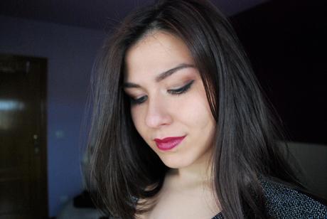 MAQUILLAJE de fiesta con 10 productos MAQUILLAJE de fiesta con 10 productos