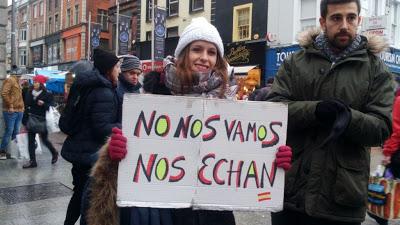 Los españoles que se marcharon de España y viven en el exilio.