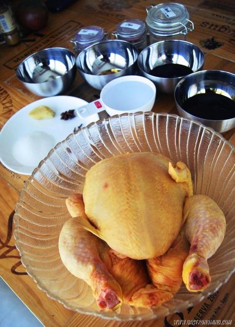 Pollo asado con salsa de soja Pollo asado con salsa de soja