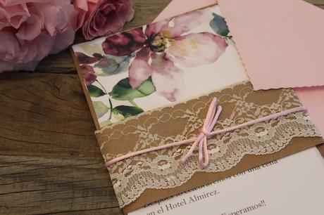 Invitaciones con Encaje para Novias muy Románticas