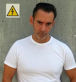 Le salvé el culo a mi chico: pulp por una buena causa Le salvé el culo a mi chico: pulp por una buena causa