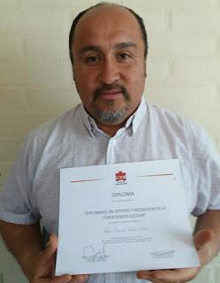 Integrante de la Gaveta del Orientador es becado por la Universidad de Viña del Mar. Integrante de la Gaveta del Orientador es becado por la Universidad de Viña del Mar.