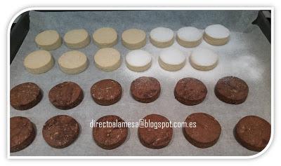 Polvorones de almendra (y chocolate) Polvorones de almendra (y chocolate)