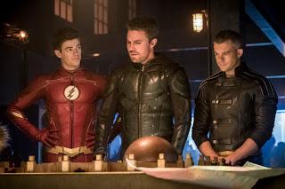 MEGA CROSSOVER DE SERIES DC 2017: SUPERGIRL + THE FLASH + ARROW + LEGENDS OF TOMORROW