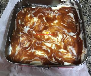 TARTA DE CREMA PASTELERA Y NATA CON SALSA TOFFEE EN THERMOMIX Y TRADICIONAL TARTA DE CREMA PASTELERA Y NATA CON SALSA TOFFEE EN THERMOMIX Y TRADICIONAL