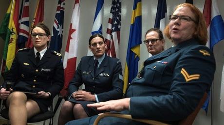 Jueza de #EEUU abre el camino para que personas #transgénero se enlisten en el #ejército (FOTO) Jueza de #EEUU abre el camino para que personas #transgénero se enlisten en el #ejército (FOTO)
