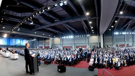 La Argentina presenta la propuesta final a la Unión Europea para cerrar el acuerdo comercial antes del fin de la cumbre Mauricio Macri, frente a funcionarios de todo el mundo en la cumbre de la OMC
