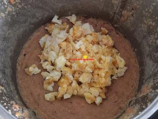 CROQUETAS DE HUEVOS FRITOS EN THERMOMIX Y TRADICIONAL CROQUETAS DE HUEVOS FRITOS EN THERMOMIX Y TRADICIONAL
