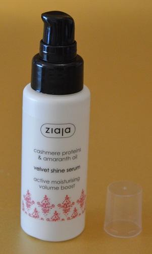 Consigue un pelo sedoso de la raíz a las puntas con la línea de Proteínas de Cachemira y Aceite de Amaranto de ZIAJA