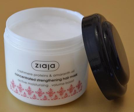 Consigue un pelo sedoso de la raíz a las puntas con la línea de Proteínas de Cachemira y Aceite de Amaranto de ZIAJA