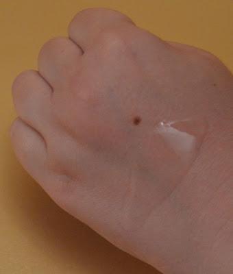 Consigue un pelo sedoso de la raíz a las puntas con la línea de Proteínas de Cachemira y Aceite de Amaranto de ZIAJA